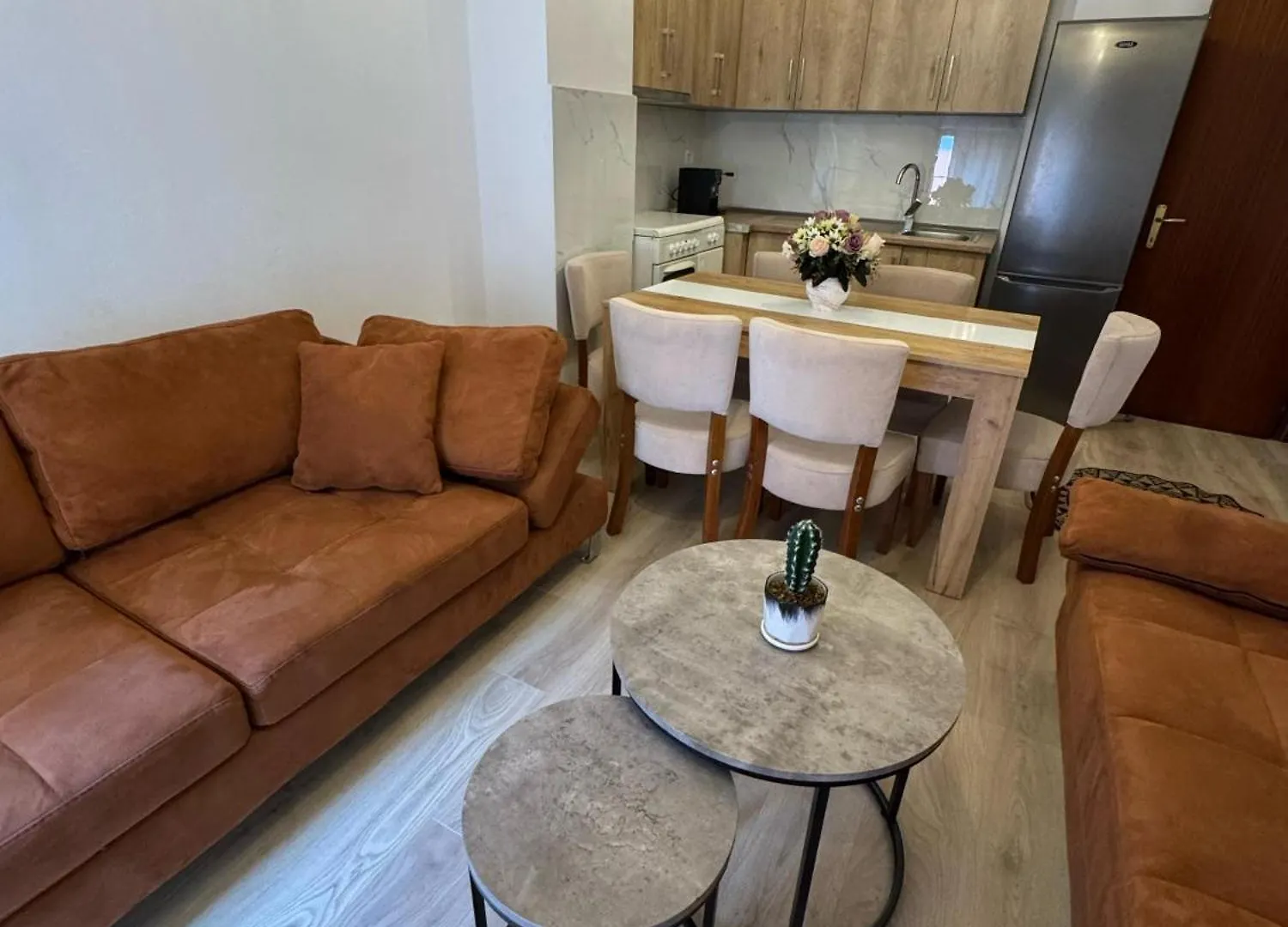 Golem Apartment Near The Beach 0*, Golem (Tirana) Albânia